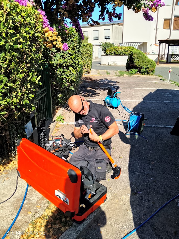 Attrezzatura PRO-PIPE utilizzata per la prelocalizzazione con gas tracciante a Vada.